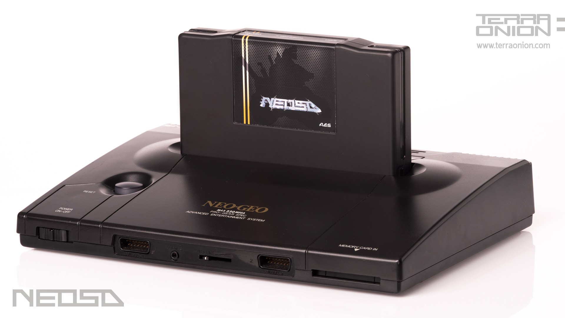 <b>El primer cartucho flash</b> para Neo Geo AES